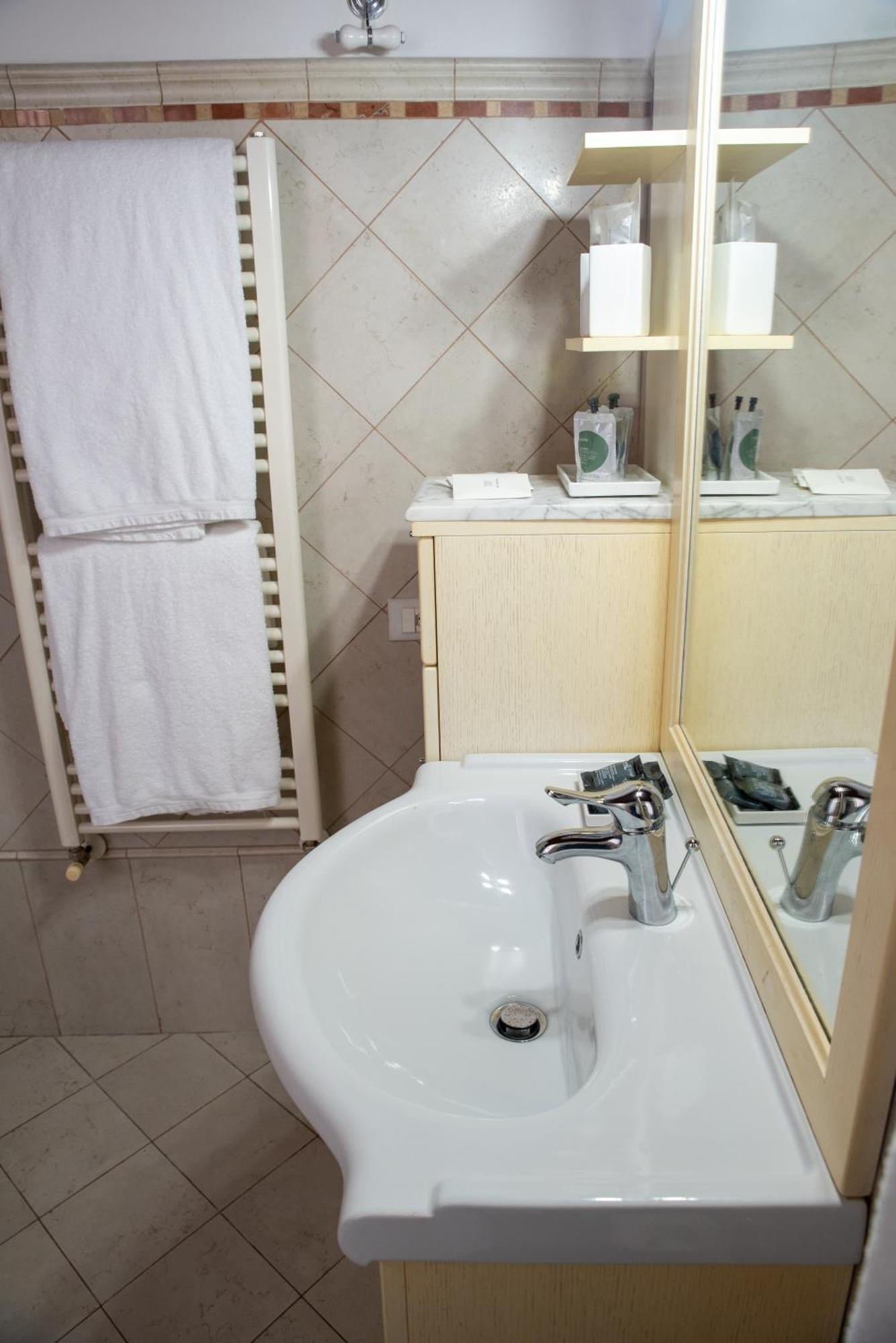 Casa Rosa - Parcheggio Gratis Wi-Fi Free Apartment Tivoli Ngoại thất bức ảnh